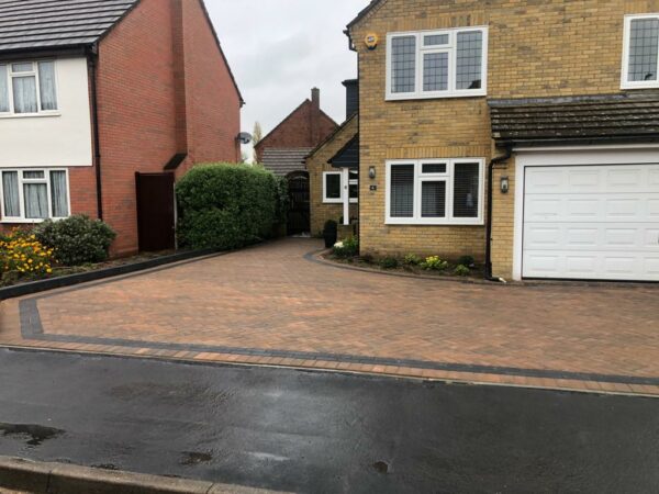 Bracken Block Paving Driveways in Hornchurch