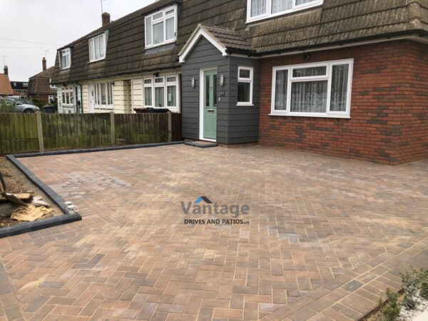 Bracken Paved Driveway with Bull-Nose Kerbs in Chelmsford