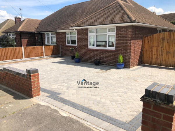 Ash Block Paved Driveway with New Fencing and Brick Walls…