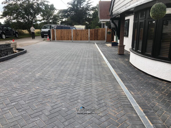 Barleystone Paved Driveway with New Fencing in St. Lawrence, Essex