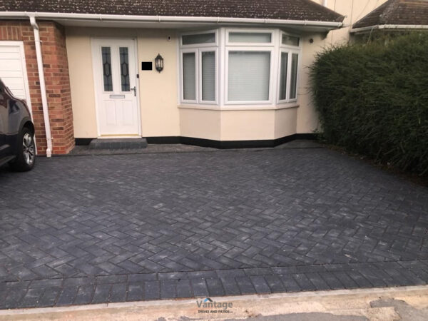 Charcoal Block Paved Driveway with Double Border in Chelmsford