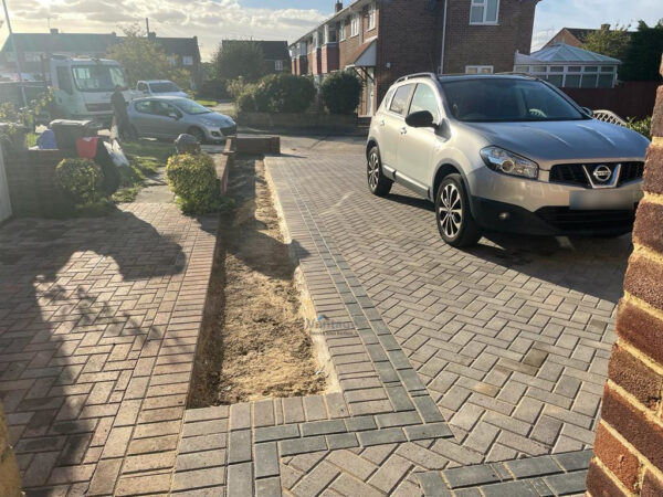 Patio and Driveway with Ash and Charcoal Block Paving in Chelmsford, Essex (9)