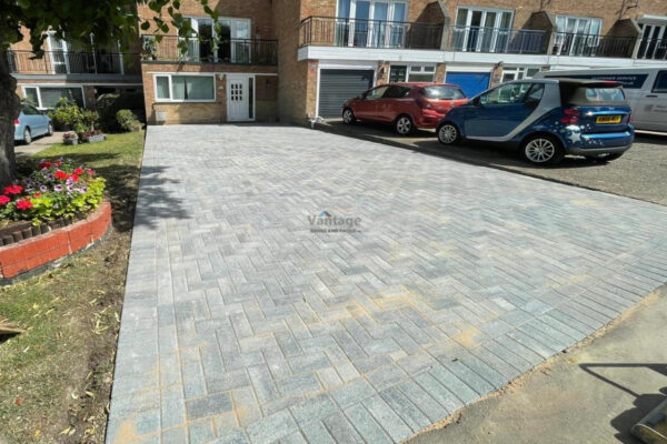 Silver Grey Block Paved Driveway in Chelmsford (7)