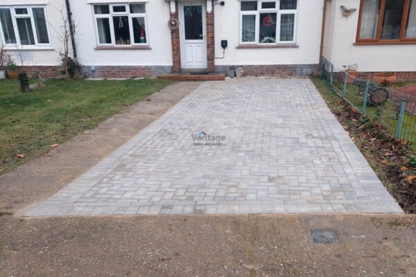 Driveway with Silver Grey Block Paving in Chelmsford, Essex